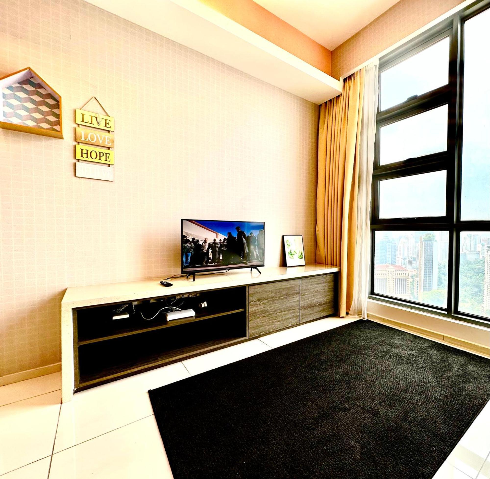 Weekly Promotion,The Robertson 2B At Bukit Bintang With Netflix Apartment Kuala Lumpur Exterior photo